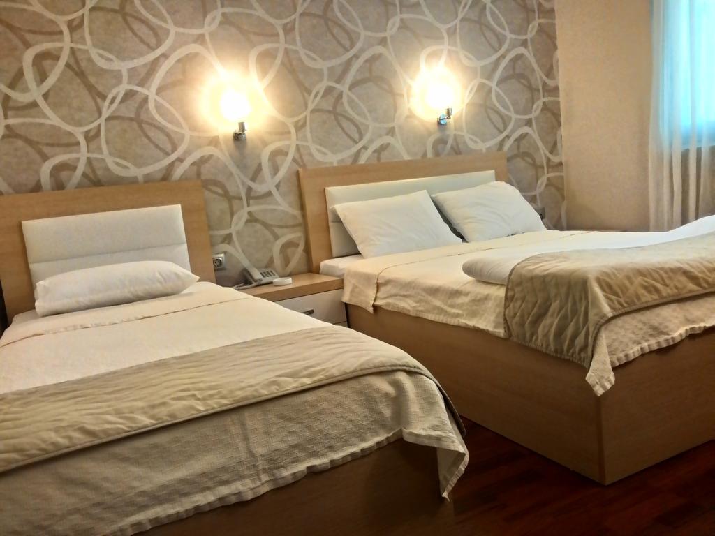 Guney Adana Otel Pokoj fotografie