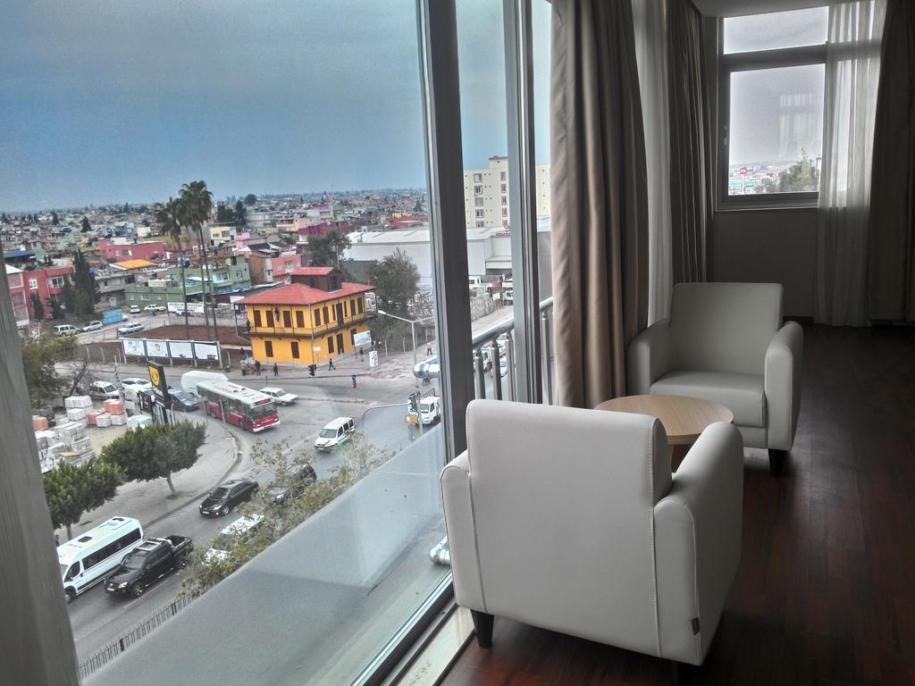 Guney Adana Otel Pokoj fotografie