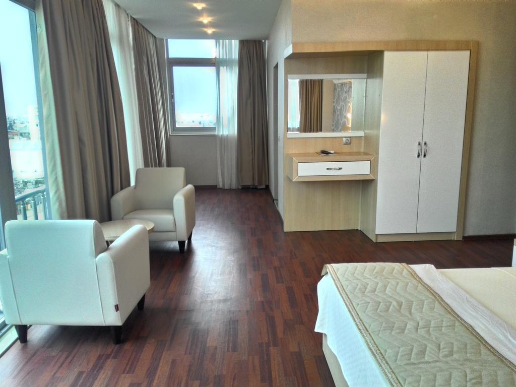 Guney Adana Otel Exteriér fotografie